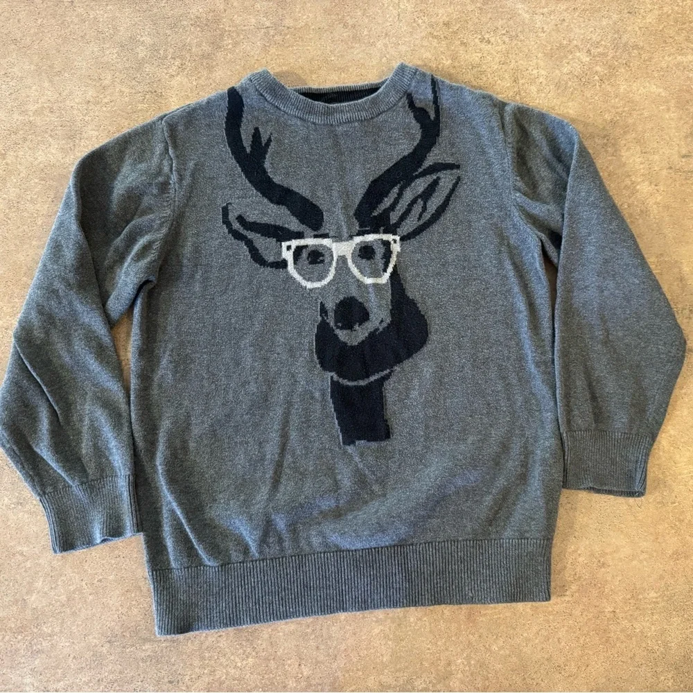 Old Navy Charcoal Sweater with Fun Deer Design, Boys Size Small 6/7